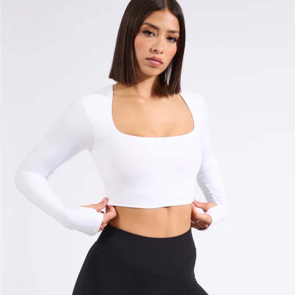 BNWT Buffbunny Butter Longsleeve Crop